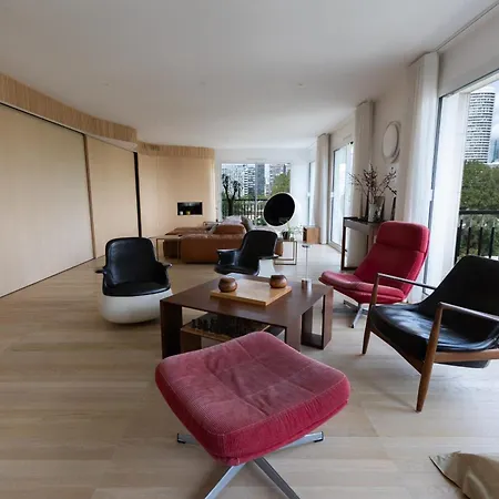 Le Rooftop Eiffel & La Defense - Welkeys Нёйи-сюр-Сен