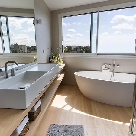 Apartament Le Rooftop Eiffel & La Defense - Welkeys Neuilly-sur-Seine